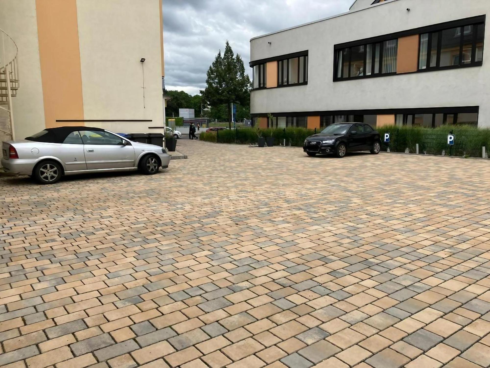 Hotel Am Bayrischen Platz Λειψία Εξωτερικό φωτογραφία
